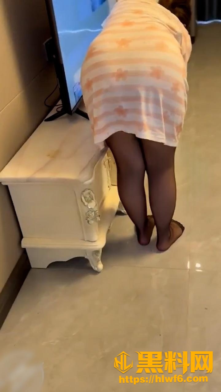 海角社区母子乱伦视频1