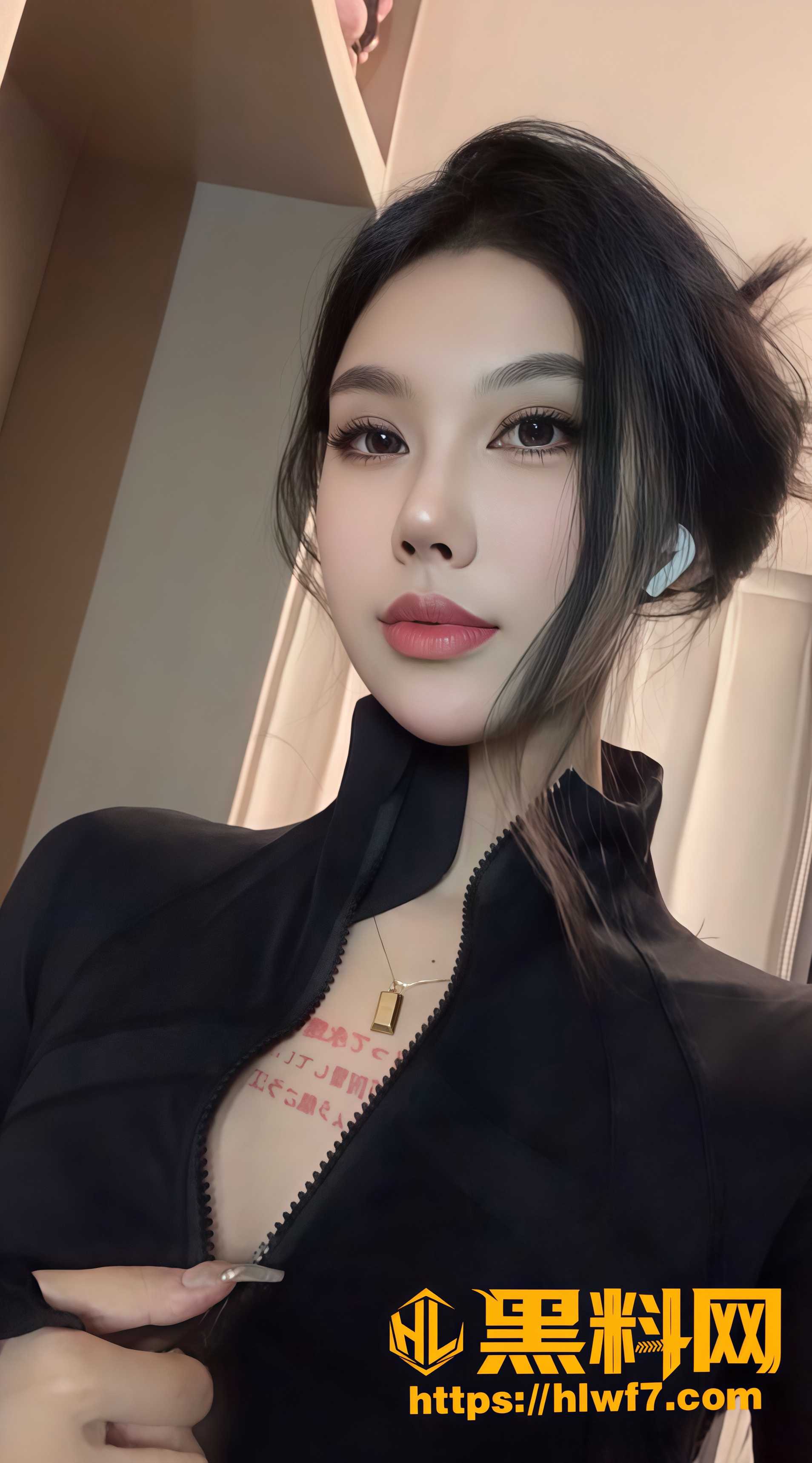 反差大学生何慕白性爱视频2