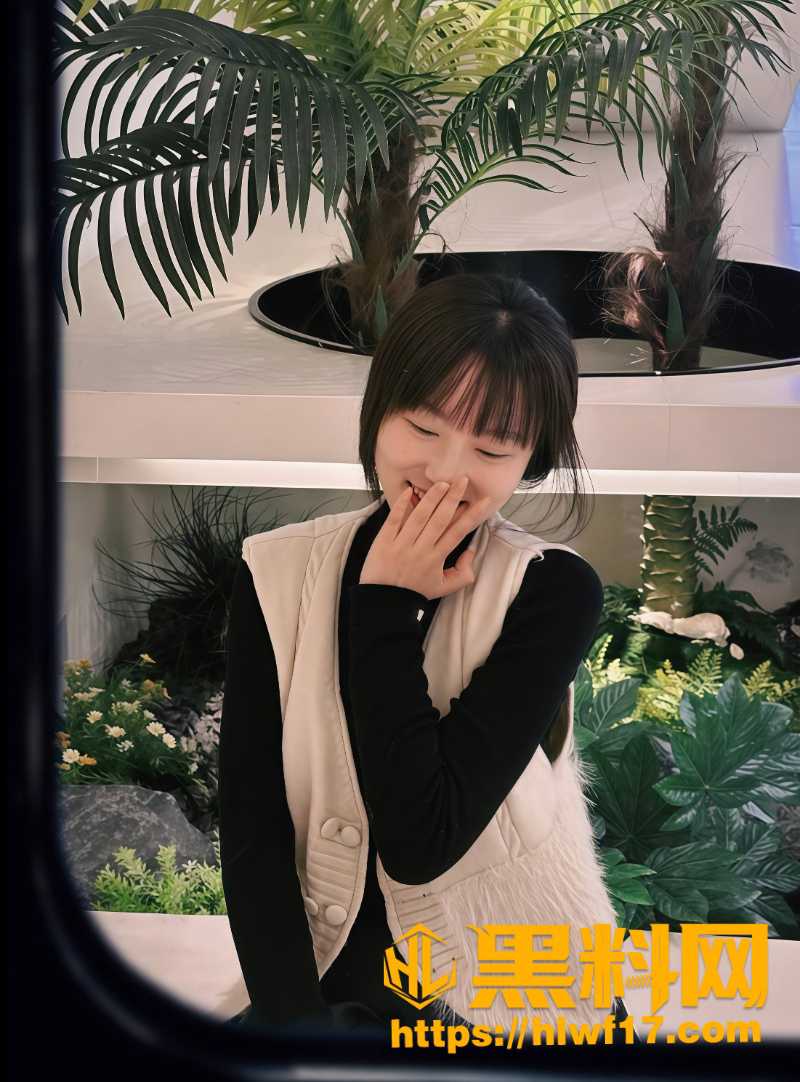 反差女大学生酒店实拍2