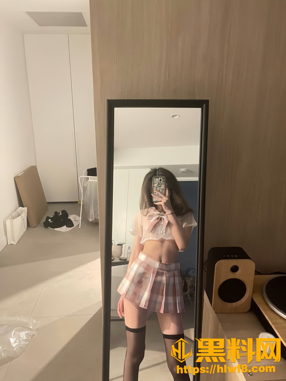 美乳翘臀4
