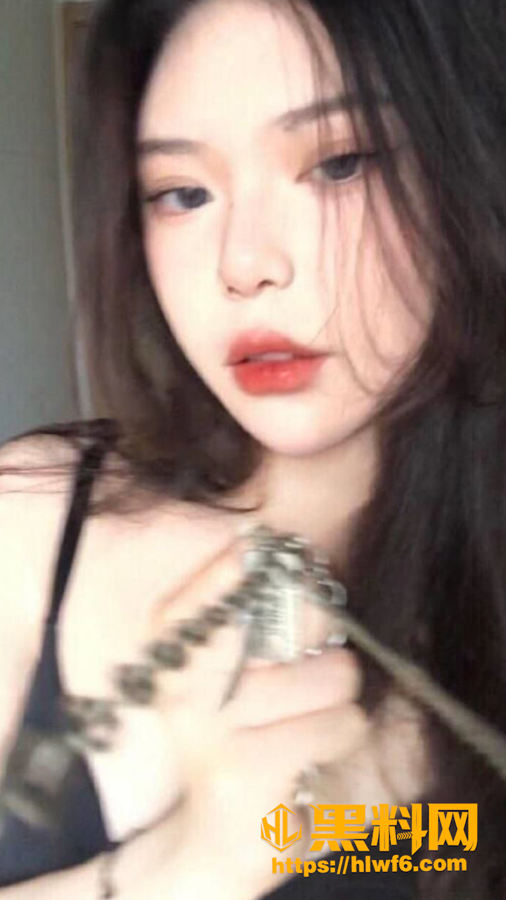 视频裸聊自慰福利3