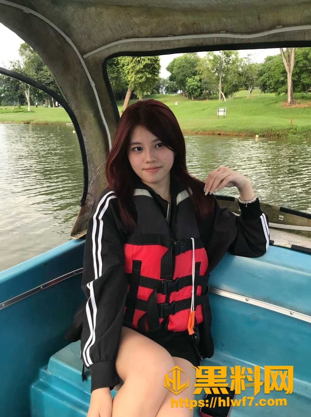 高颜值大学生后入视频2
