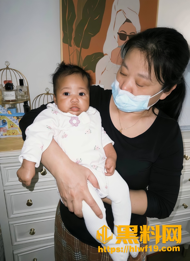 Anaya离婚带混血娃负债百万1 11