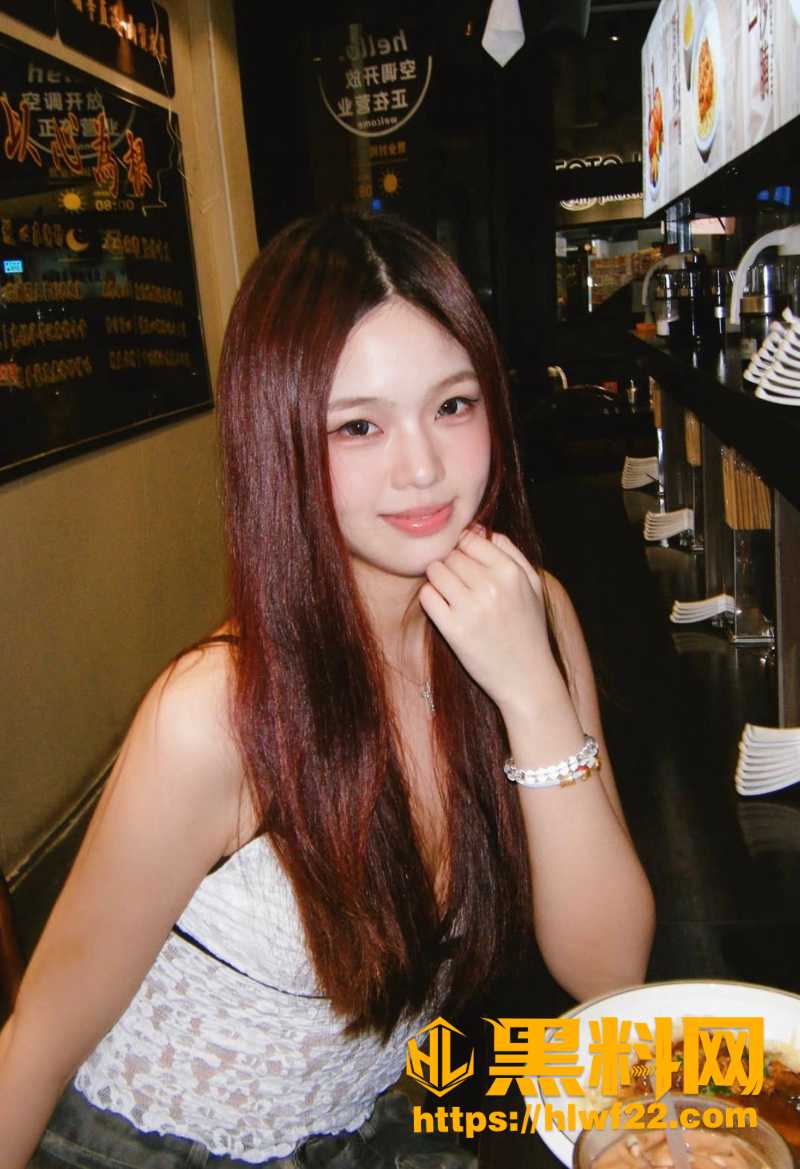 悦琪与金主酒店私密流出3